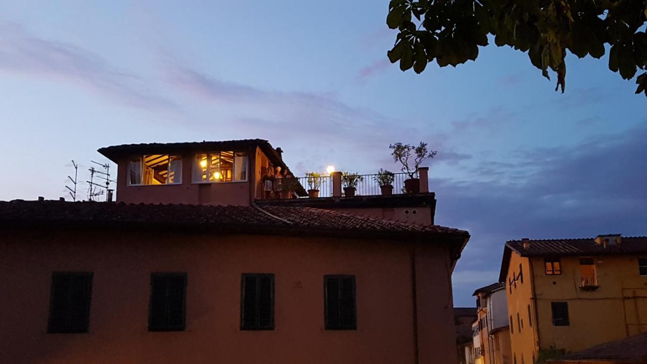 La Terrazza Fra Le Torri Apartman Lucca Kültér fotó
