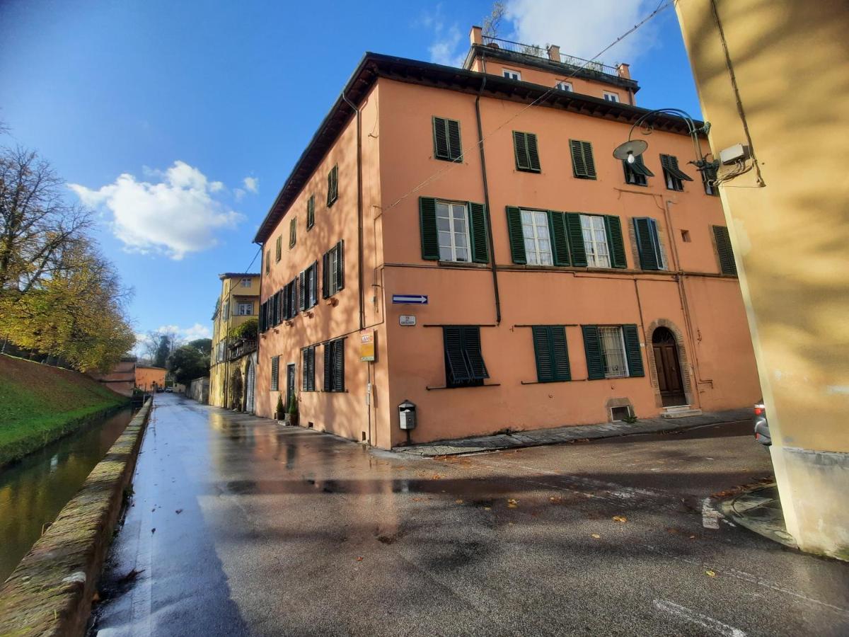 La Terrazza Fra Le Torri Apartman Lucca Kültér fotó
