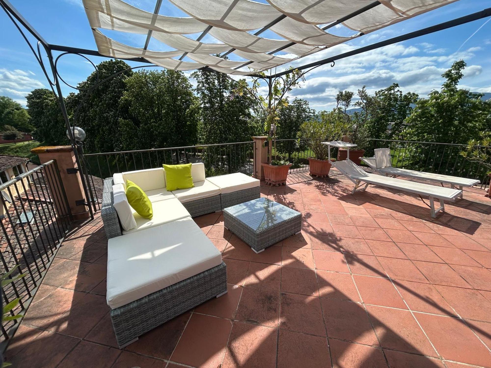 La Terrazza Fra Le Torri Apartman Lucca Kültér fotó