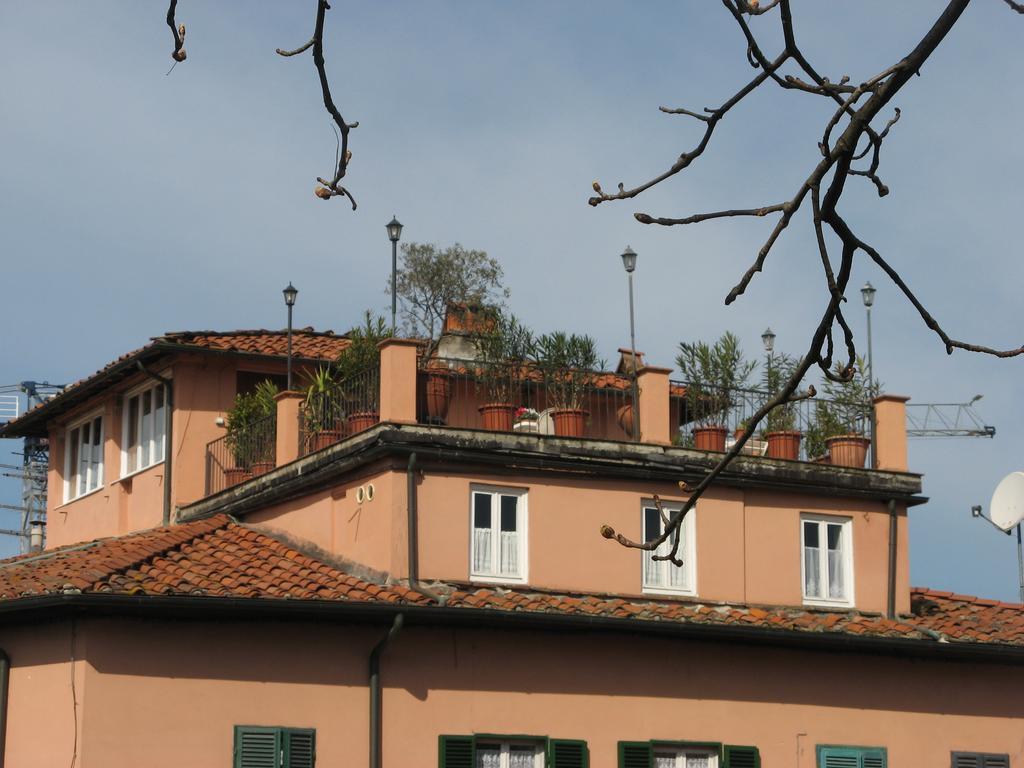 La Terrazza Fra Le Torri Apartman Lucca Kültér fotó